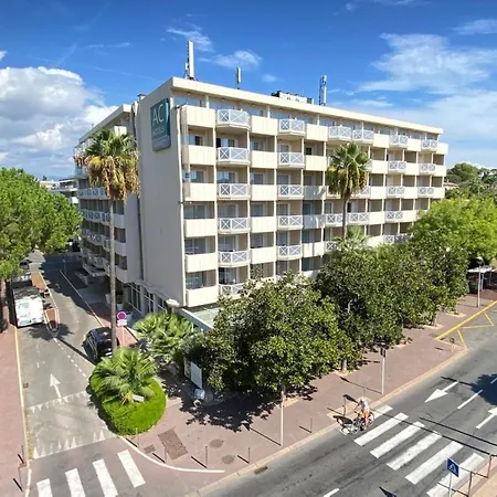 Apartamento De 3 Pieces De Haut Standing Face Palais Des Congres By Weekome Antibes